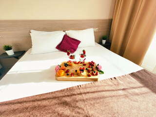 Гостиница Морская Волна Анапа Двухместный номер Делюкс с 1 кроватью или 2 отдельными кроватями и балконом-6